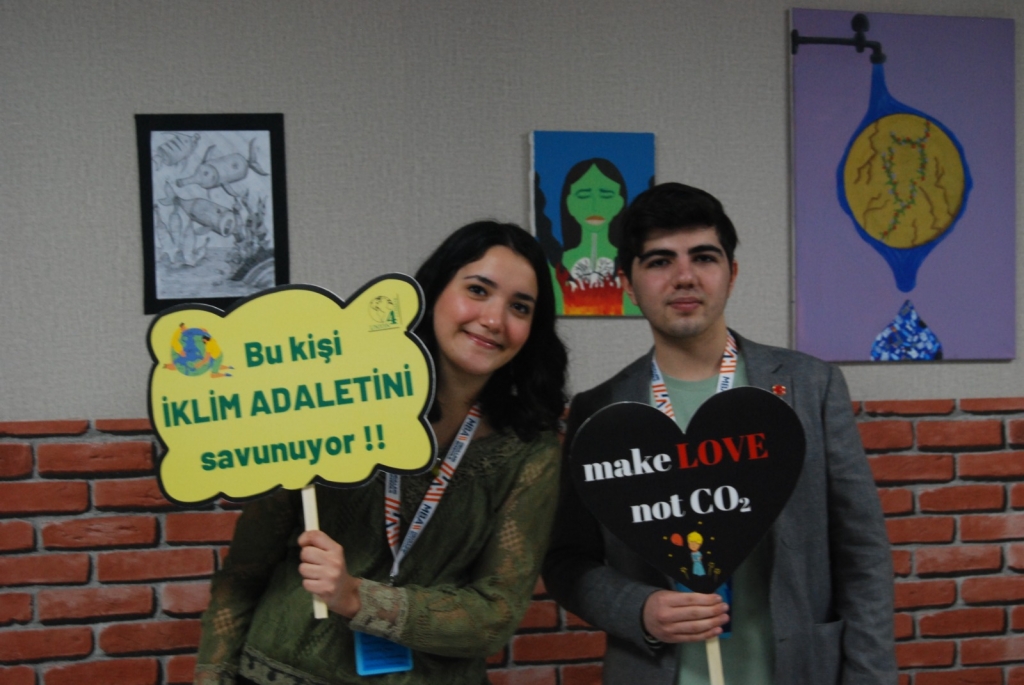 MBA İklim Birliği Kulübü Öğrencileri Düzenledikleri Dönüşüm Konferansı’nda İklim Adaleti için Aktivistler ile Bir Araya Geldi 